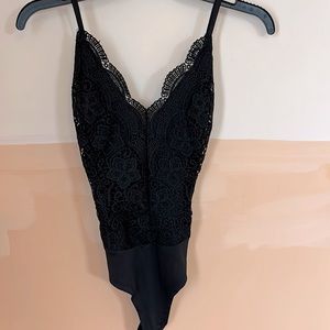 Lace body suit